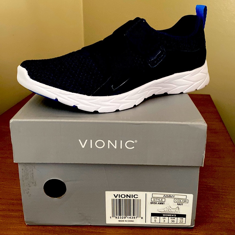 Vionic slip on